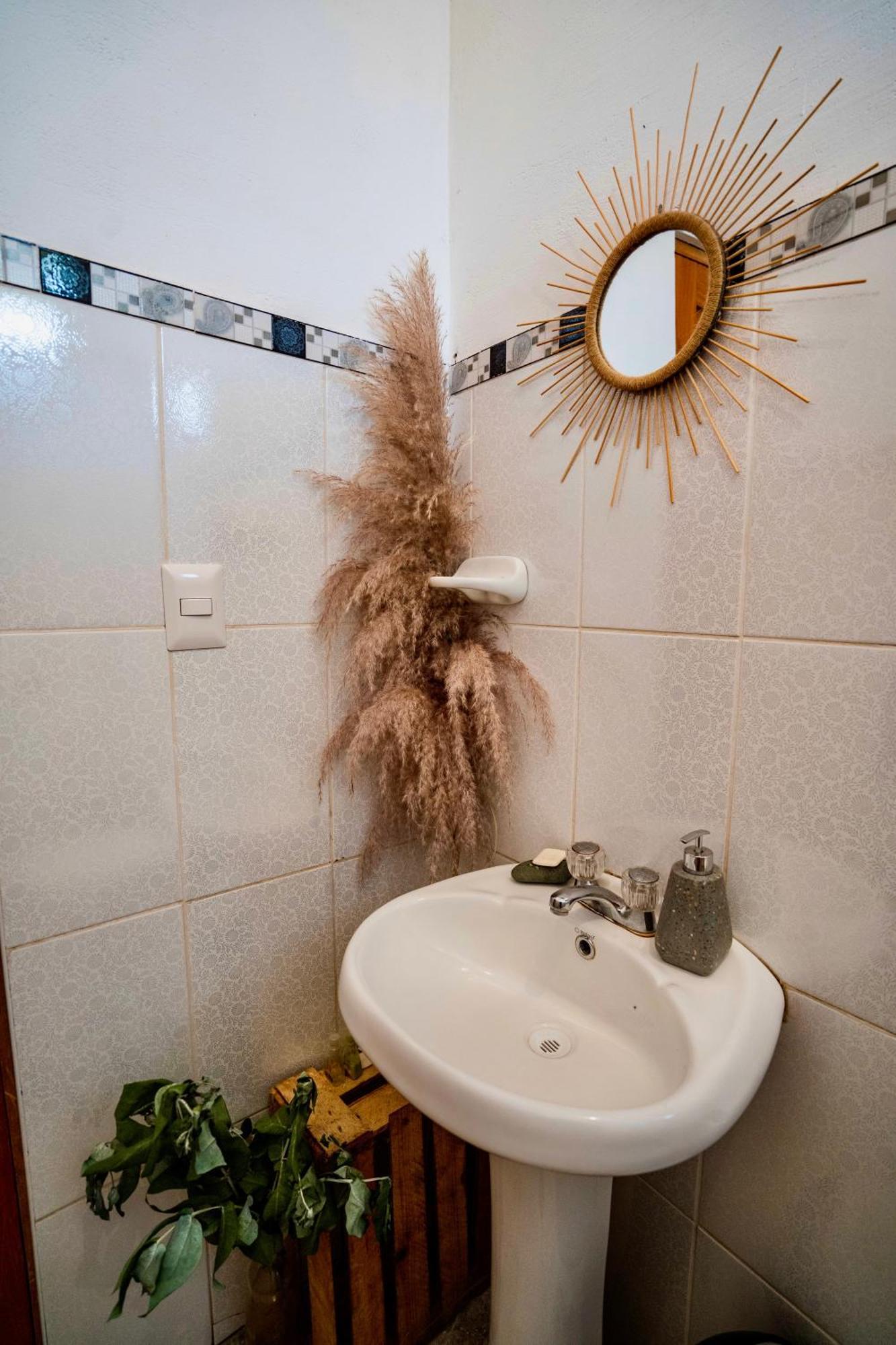 Blue Lotus Retreat Center Bed & Breakfast Pisac Bagian luar foto