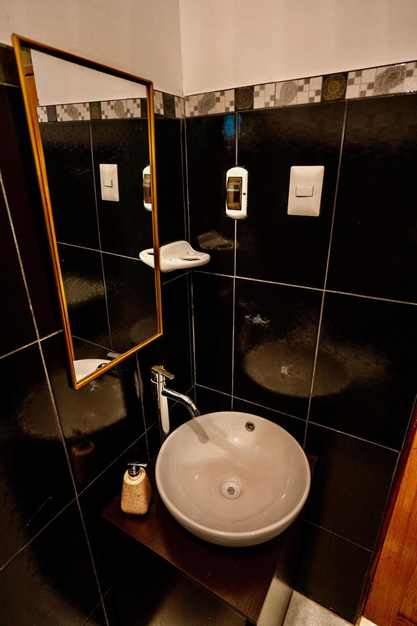 Blue Lotus Retreat Center Bed & Breakfast Pisac Bagian luar foto