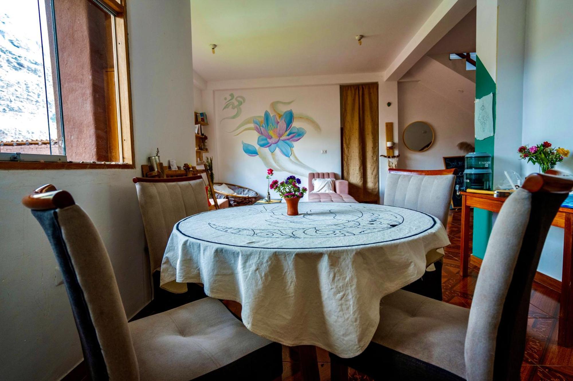 Blue Lotus Retreat Center Bed & Breakfast Pisac Bagian luar foto