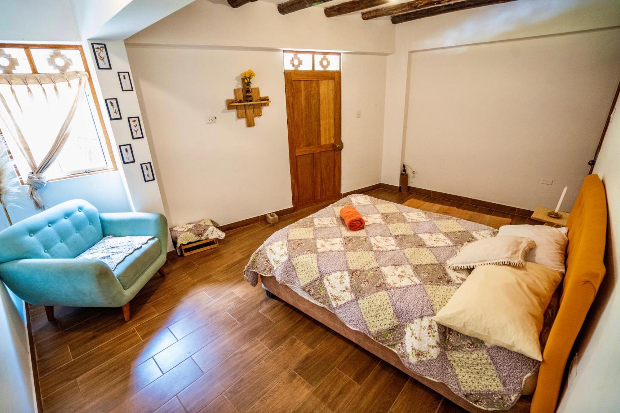 Blue Lotus Retreat Center Bed & Breakfast Pisac Bagian luar foto